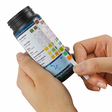sanafish Wassertest Aquarium 7-in-1 – 100 Teststreifen – Wassertester fürs Aquarium auf GH, KH, pH, NO3, NO2, freies Cl, Gesamtalkalinität – in Dose - inkl. gratis E-Book - 5